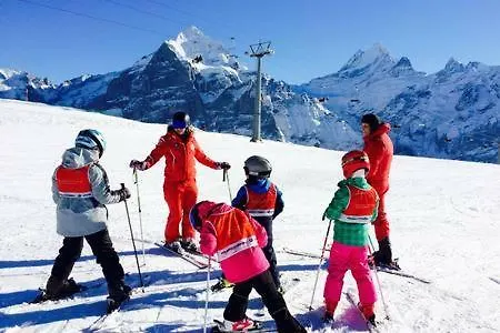 Wetterhorn, Eiger, Jungfrau, Amazing! شقة جريندلوالد